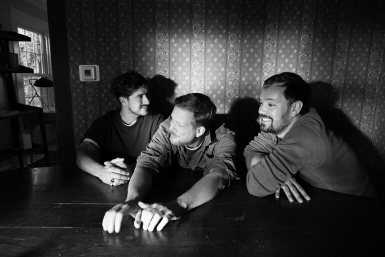 Mumford & Sons: Debutto Esclusivo all’Opera House di Sydney