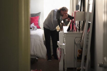 All the Empty Rooms: Le stanze di chi non tornerà